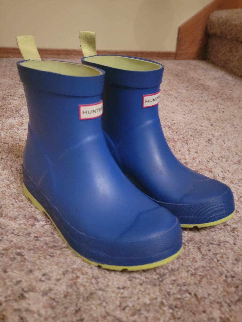 Hunter Kids Royal Blue Rain Boots with Lime Accents Sz UK 2
